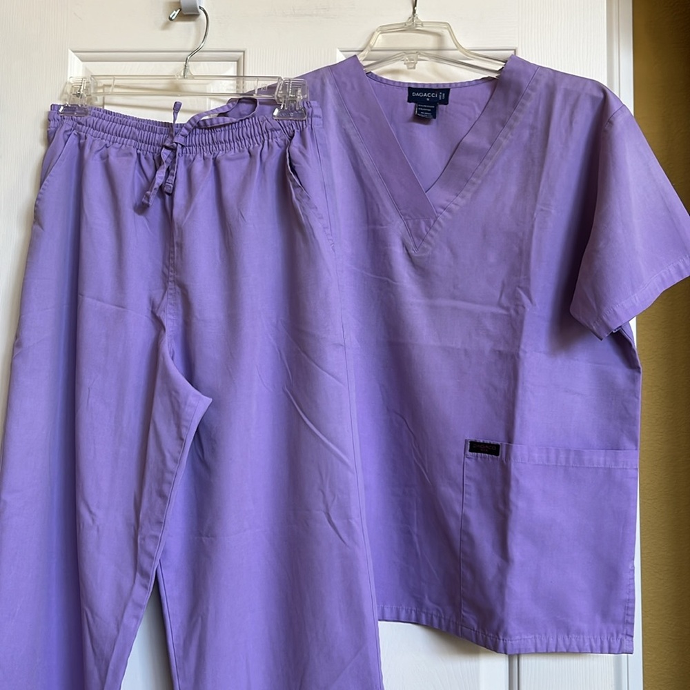 Scrub sets by Dagacci - Picture 9 of 11
